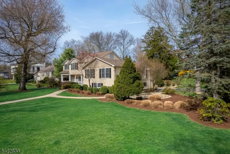 58 Rolling Hill Dr, Chatham, NJ 07928 - #2