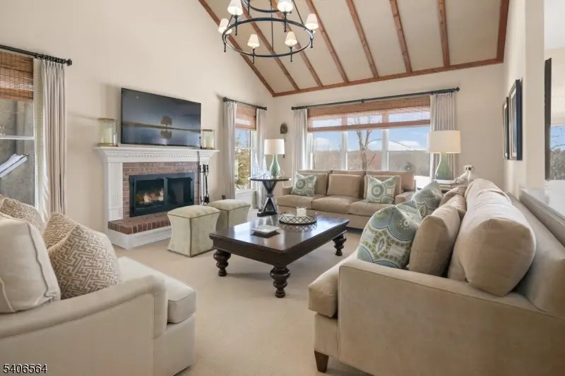 36 Vanderveer Dr, The Hills, NJ 07920 - #3