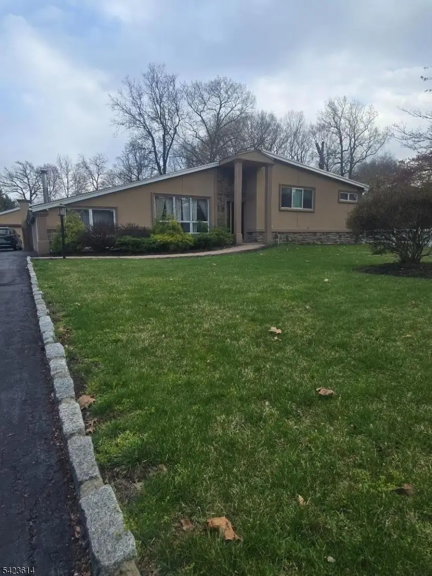 6 Wills Ave, Wayne, NJ 07470 - #1