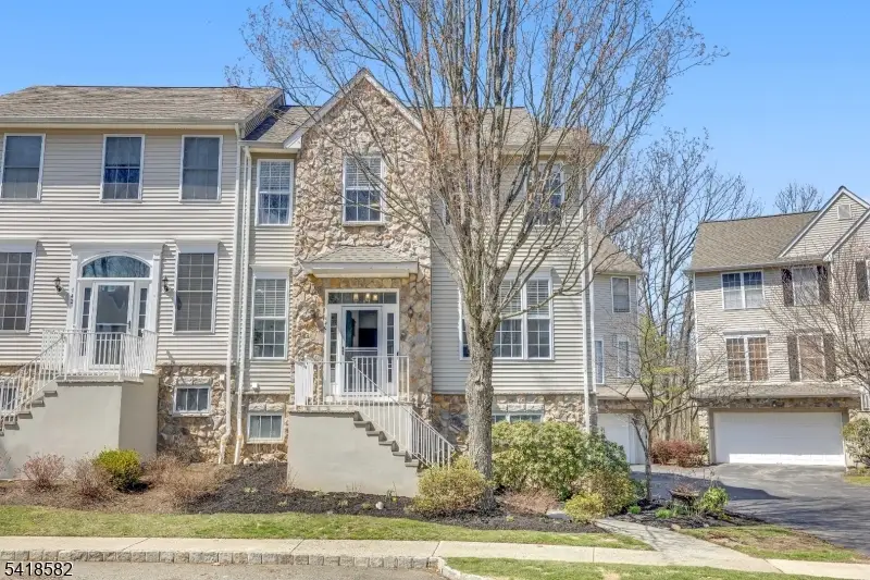 140 Arrowgate Dr, Randolph, NJ 07869 - #1