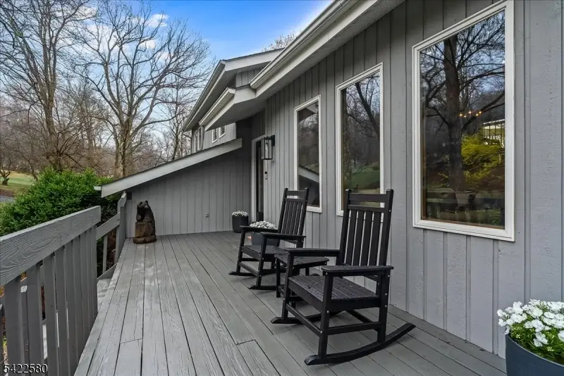 97 Skyline Dr, Sparta, NJ 07871 - #3