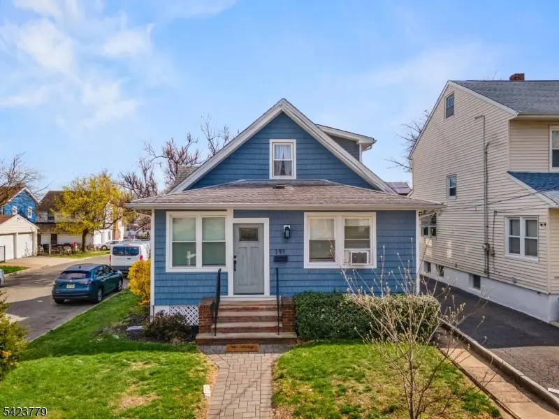 191 E 9th St, Clifton, NJ 07011 - #1