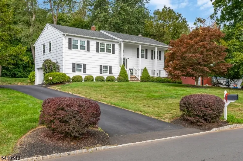 8 Beechwood Rd, Basking Ridge, NJ 07920 - #1