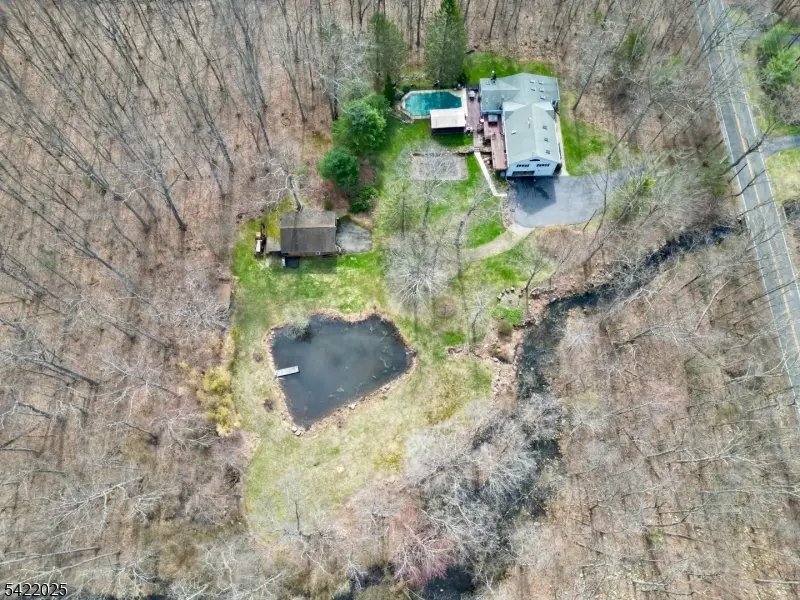 202 Millbrook Rd, Hardwick, NJ 07825 - #1