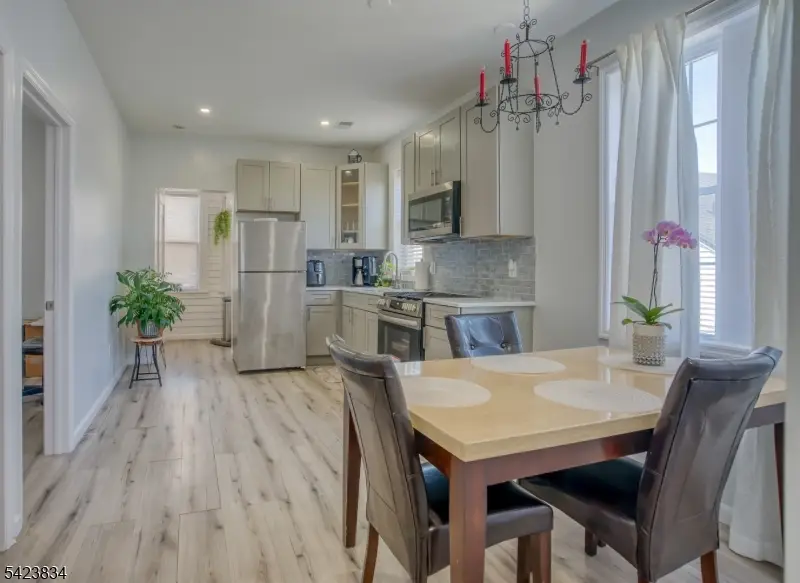 906 Roselle St, Linden, NJ 07036 - #3