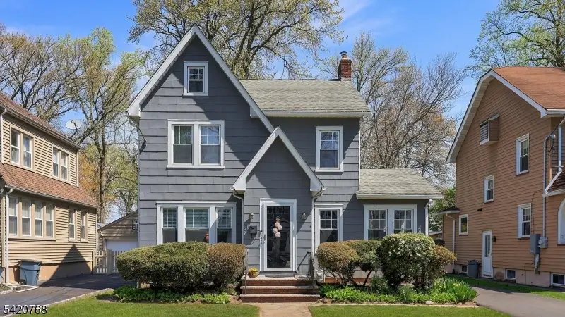 24 Greaves Pl, Cranford, NJ 07016 - #1