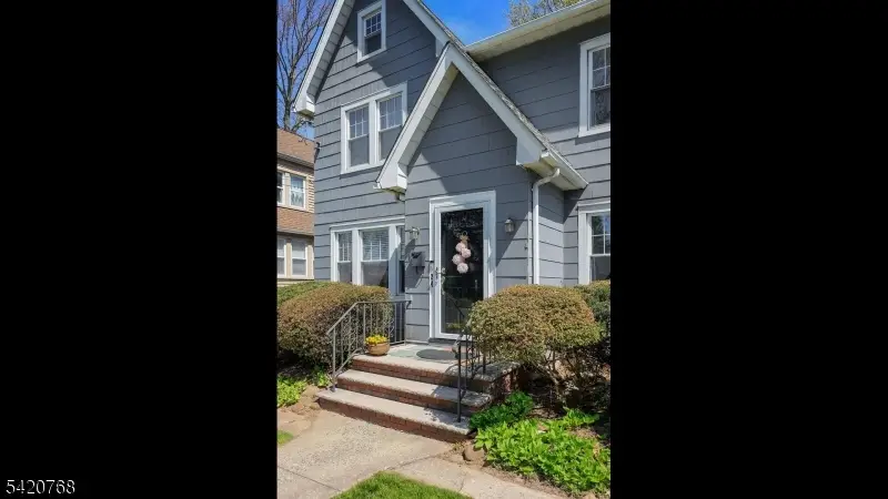 24 Greaves Pl, Cranford, NJ 07016 - #3