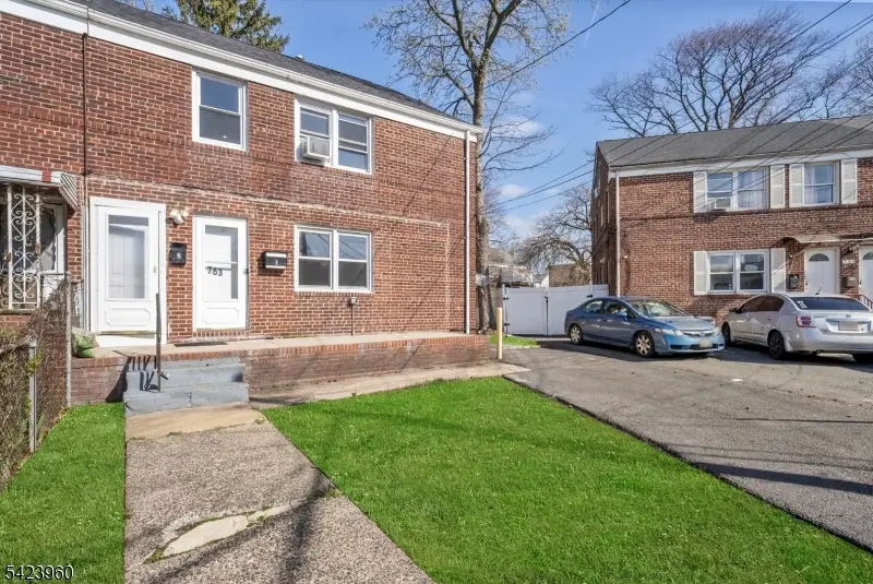 763 Audrey Dr, Rahway, NJ 07065 - #3