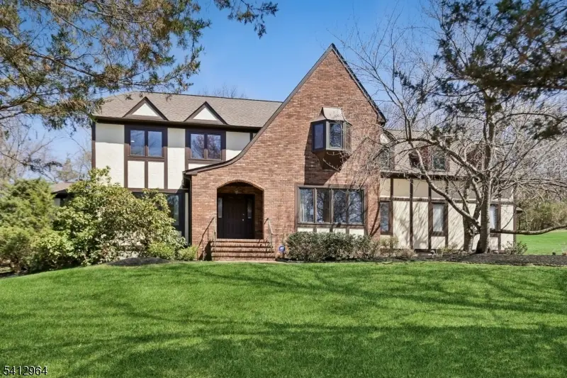 34 Knollcroft Rd, Lyons, NJ 07920 - #1