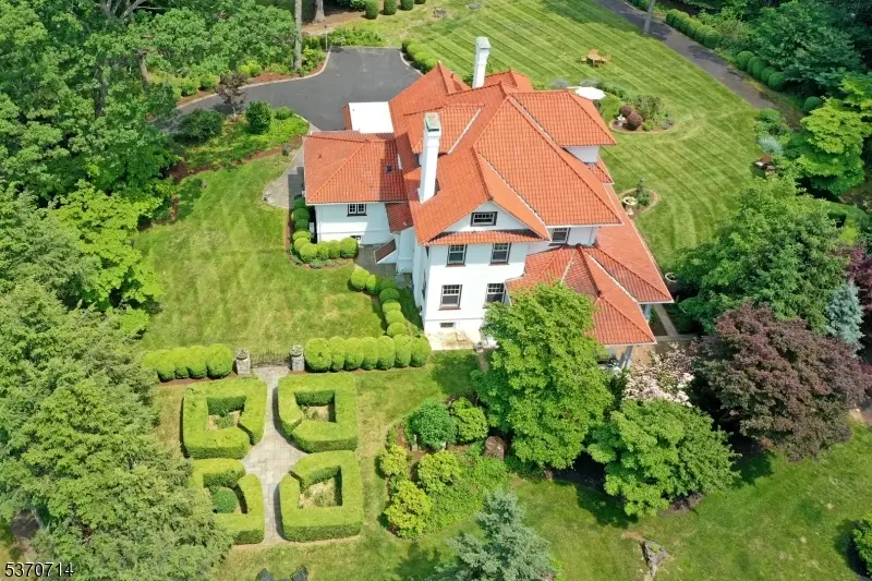 44 Manor Dr, Bernards, NJ 07920 - #3