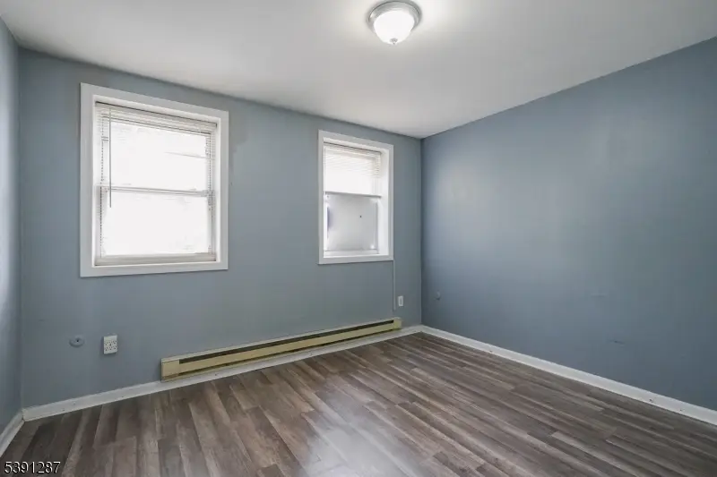 600 N 6th St, Newark, NJ 07107 - #3