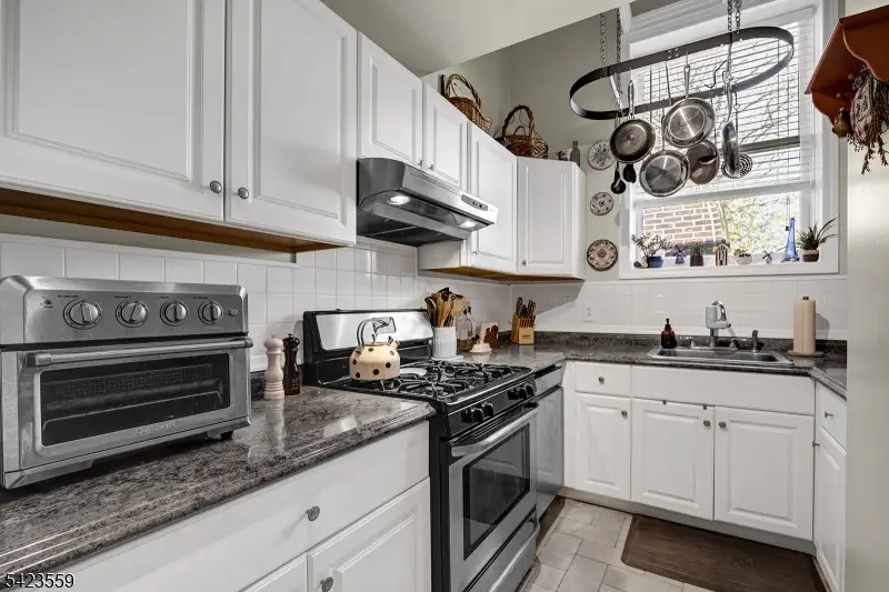 5 Center Ave #8, Morris, NJ 07960 - #2