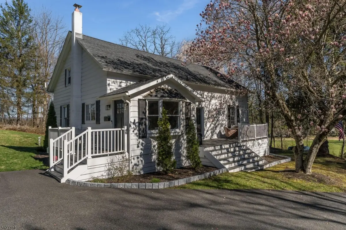 111 Lommason Glen Rd, White, NJ 07823 - #1