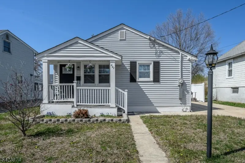 827 Lincoln Ave, Manville, NJ 08835 - #1