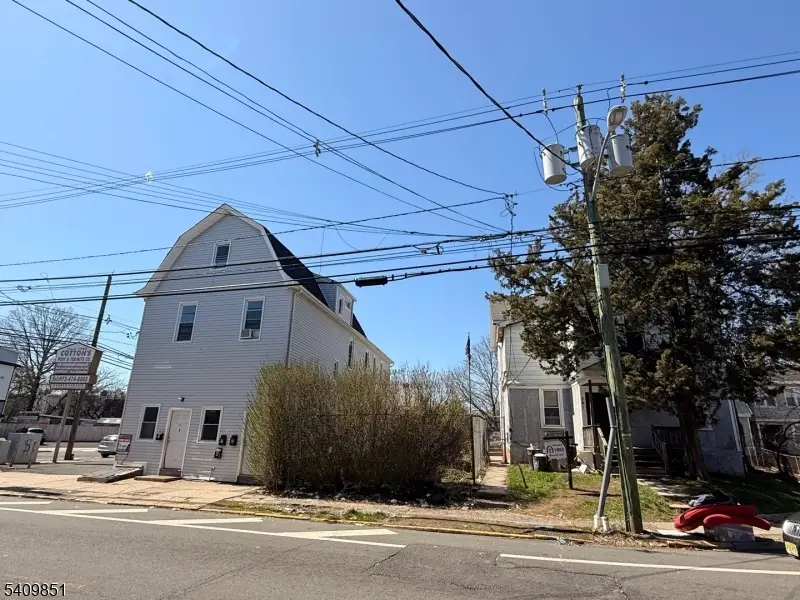 335 Myrtle Ave, Irvington, NJ 07111 - #2