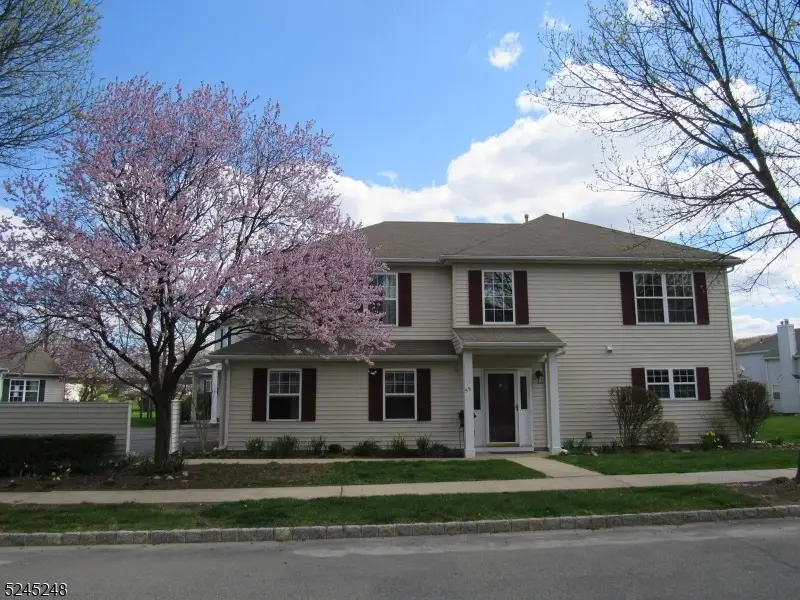 53 Colby Ct, White, NJ 07823 - #1