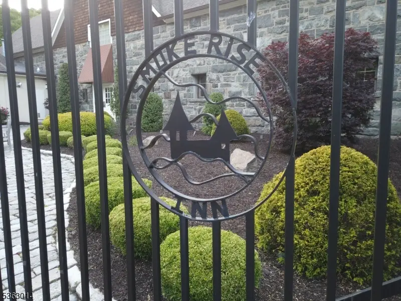 259 Long Meadow Rd, Kinnelon, NJ 07405 - #3