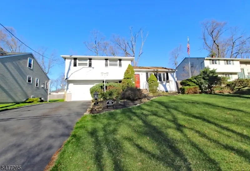 73 Winchester Rd, Livingston, NJ 07039 - #3