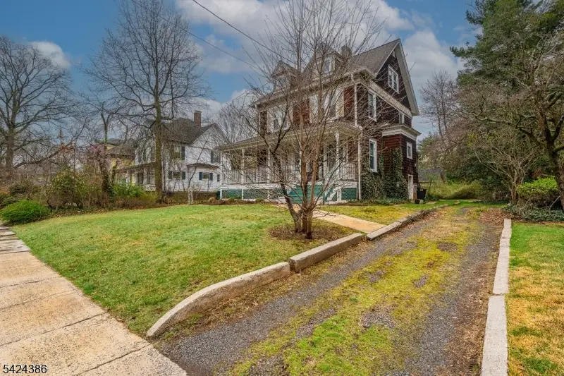 5 Willow St, Cranford, NJ 07016 - #3