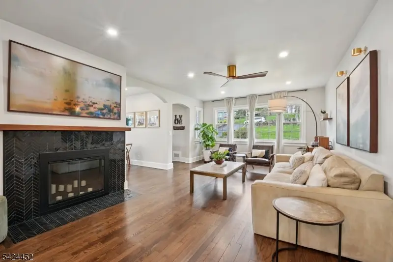 589 Highland Ave, Great Notch, NJ 07043 - #1