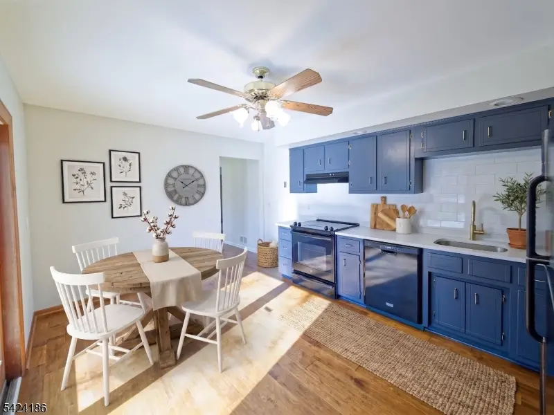 107 Old Farm Rd, Whitehouse Station, NJ 08889 - #3