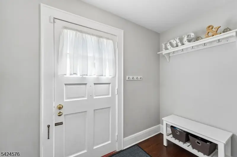 582 Sherwood Pkwy, Westfield, NJ 07090 - #2