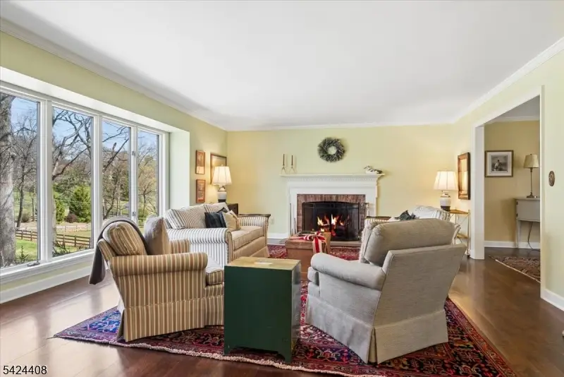 75 Farmersville Rd, Tewksbury, NJ 07830 - #3