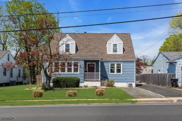 177 Navesink River Rd, Middletown Twp., NJ 07701
