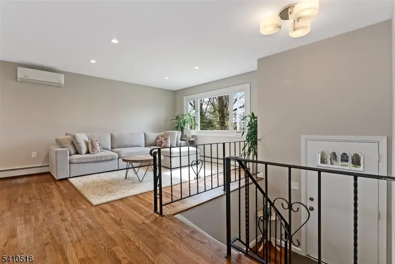 7 Pamela Dr, Randolph, NJ 07869 - #3