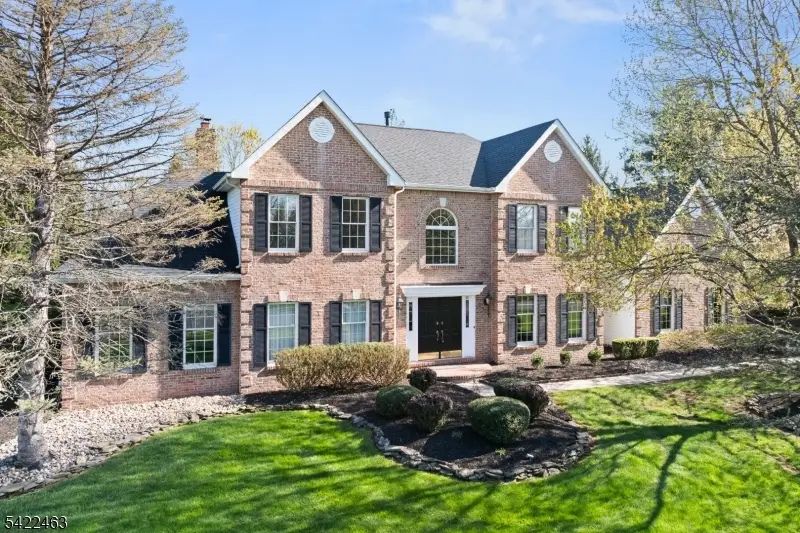 15 Montfort Dr, Harlingen, NJ 08502 - #2