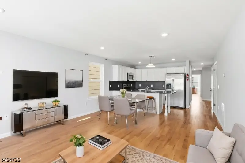 262 2nd Ave, Newark, NJ 07107 - #3