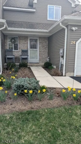 24 Sundance Ter, Hardyston, NJ 07419 - #3