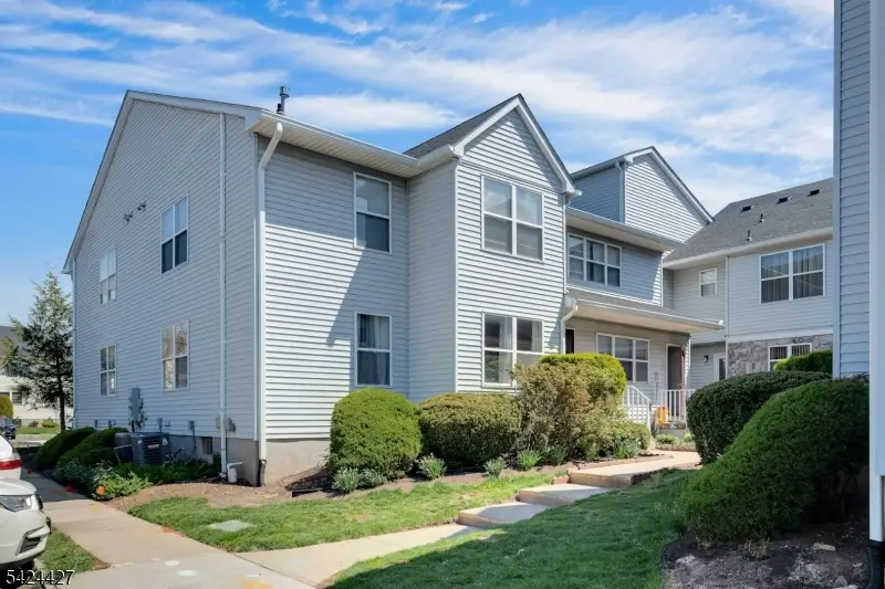 177 Bexley Ln, Piscataway, NJ 08854 - #3