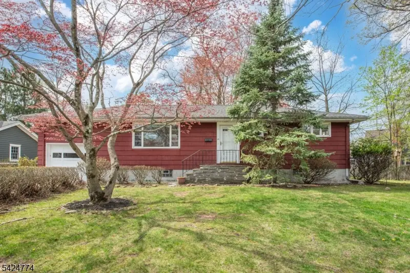 10 Laurel Pl, West Caldwell, NJ 07006 - #3