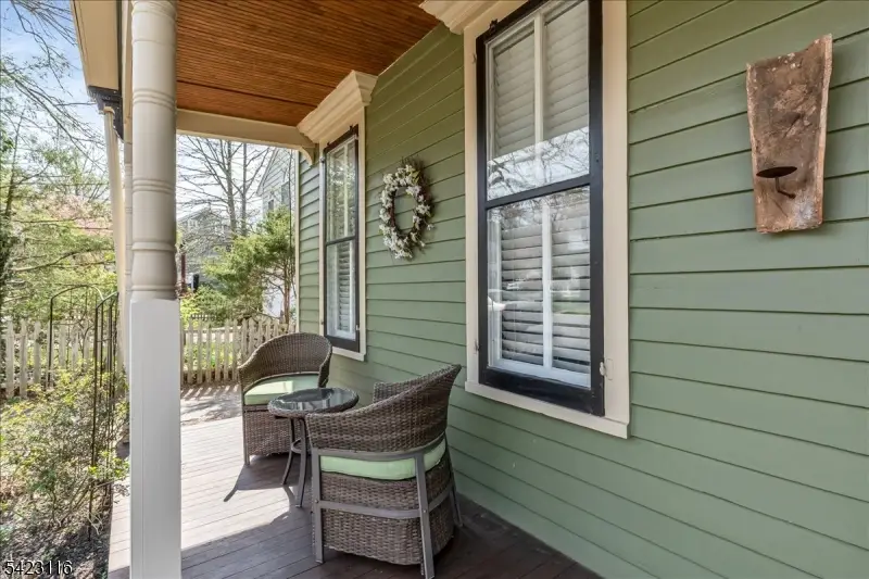 40 Franklin St, Franklin, NJ 08873 - #2