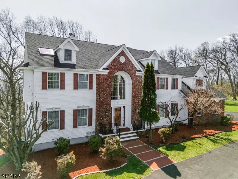 47 Scheurman Terrace, Dunellen, NJ 08812 - #1