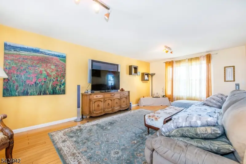 13 Witherwood Dr, Hardyston, NJ 07419 - #3