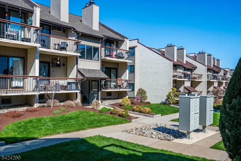 302 Hackensack St #310, Wood Ridge, NJ 07073 - #3