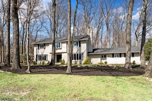 140 Flintlock Rd, Parsippany-Troy Hills Twp., NJ 07054