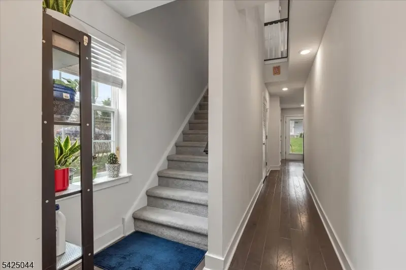 309 Saratoga Ct, Branchburg, NJ 08876 - #3