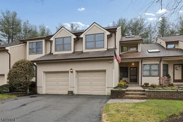 7 Valen Ct, Franklin Lakes Boro, NJ 07417