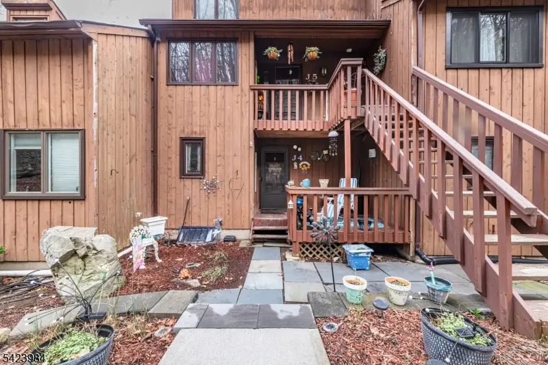 14 Village Way Unit 4 #4, Vernon, NJ 07462 - #1