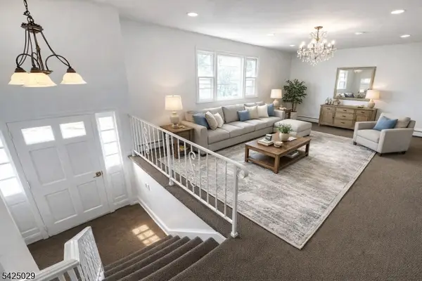 389 Madeline Ave, Garfield City, NJ 07026