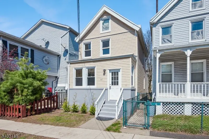 557 Christopher St, City Of Orange, NJ 07050 - #3