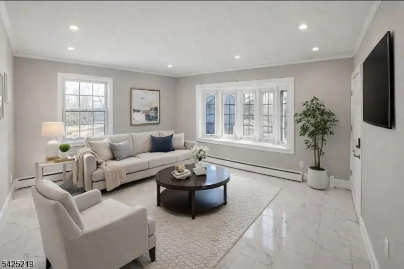 214 Campbell St, Woodbridge, NJ 07095 - #2