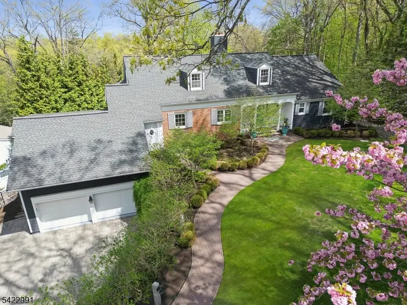 18 Devon Rd, Summit, NJ 07901 - #3