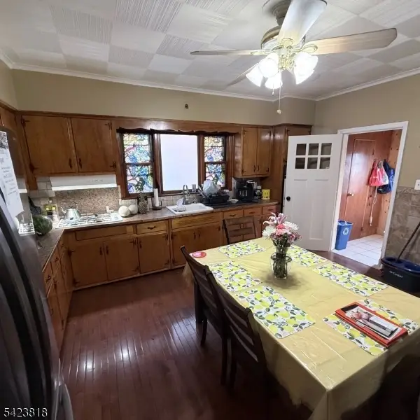 654 N 5th St, Newark, NJ 07107 - #2