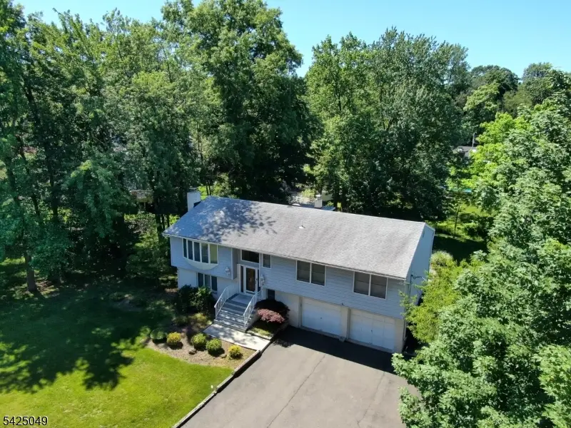 28 Taylor Ln, Woodland Park, NJ 07424 - #1