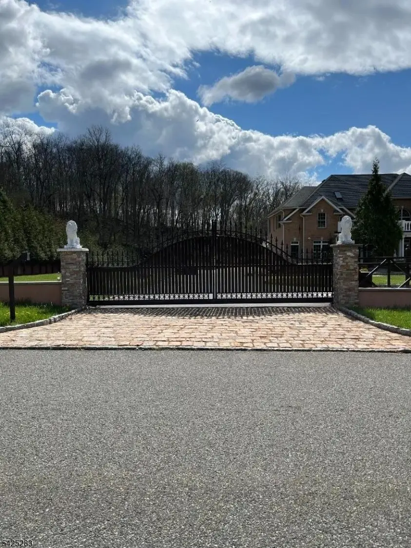 19 Violet Trl, Lafayette, NJ 07848 - #1