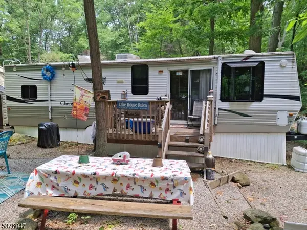 1 Pine Park, Byram Twp., NJ 07821